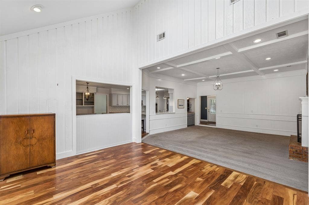 6611 Elvedon Drive, Dallas, TX 75248 6611 Elvedon Drive, Dallas, TX 75248