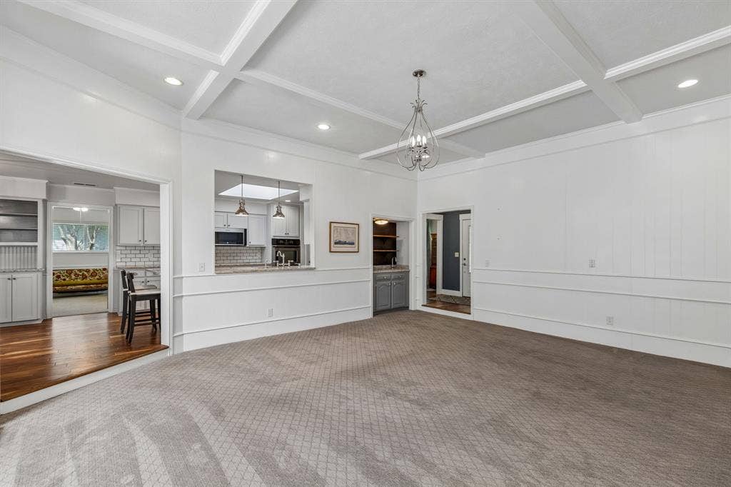 6611 Elvedon Drive, Dallas, TX 75248 6611 Elvedon Drive, Dallas, TX 75248