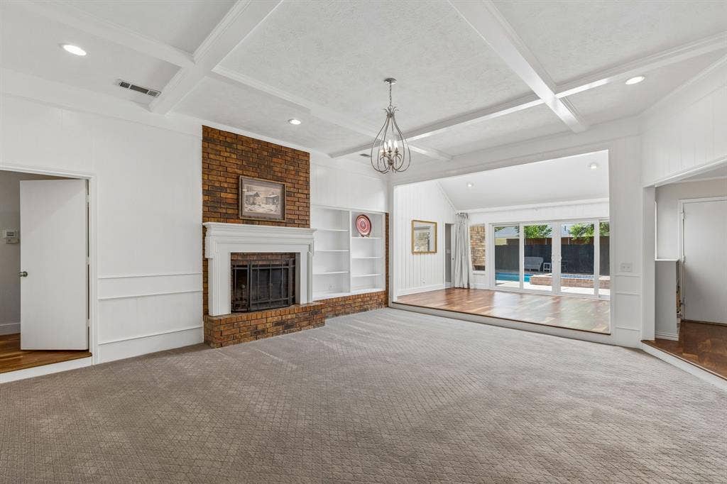 6611 Elvedon Drive, Dallas, TX 75248 6611 Elvedon Drive, Dallas, TX 75248