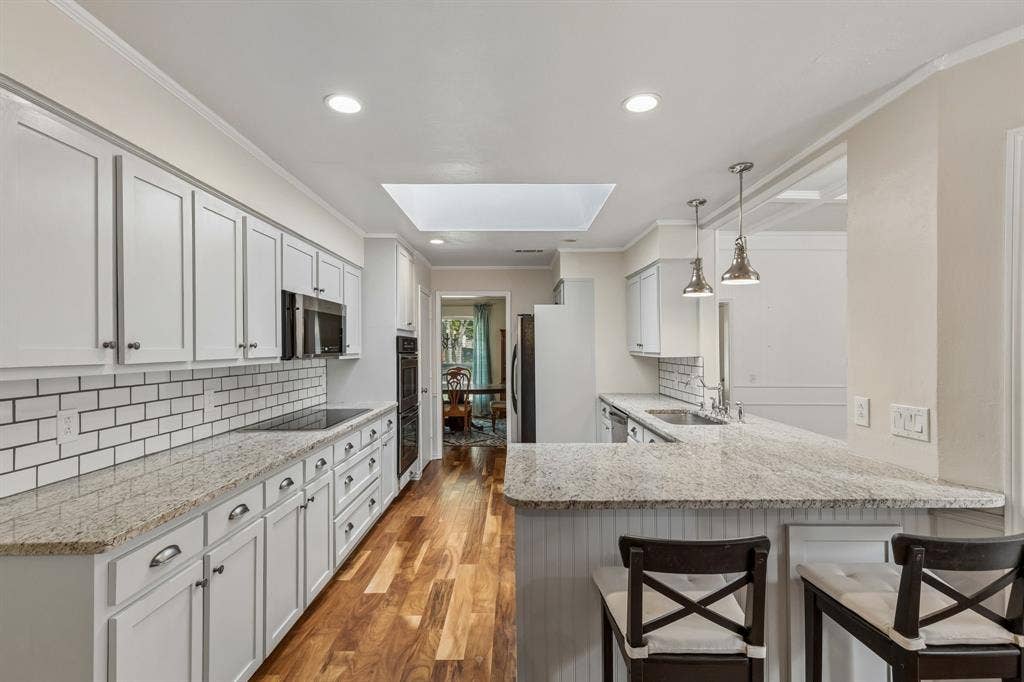 6611 Elvedon Drive, Dallas, TX 75248 6611 Elvedon Drive, Dallas, TX 75248