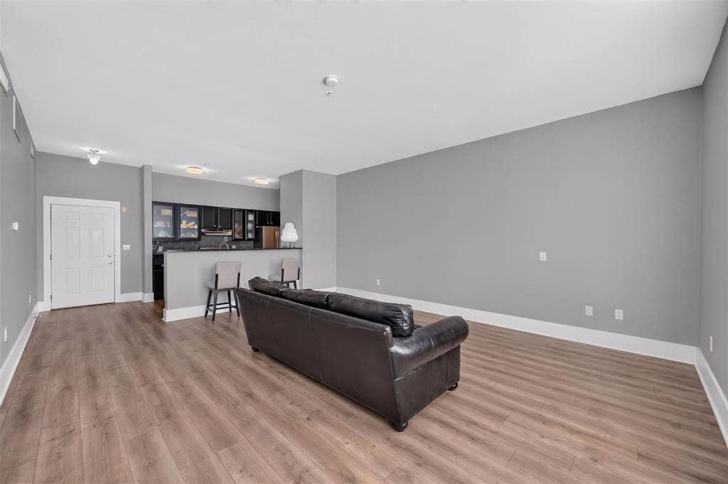 2305 Worthington Street, #202, Dallas, TX 75204 2305 Worthington Street, #202, Dallas, TX 75204