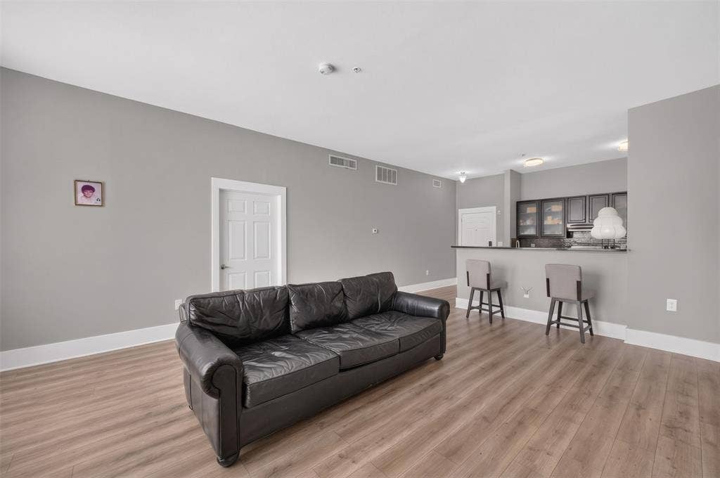 2305 Worthington Street, #202, Dallas, TX 75204 2305 Worthington Street, #202, Dallas, TX 75204