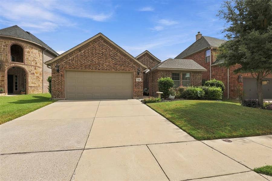 Property photo for 9848 Brazoria Trail, Fort Worth, TX