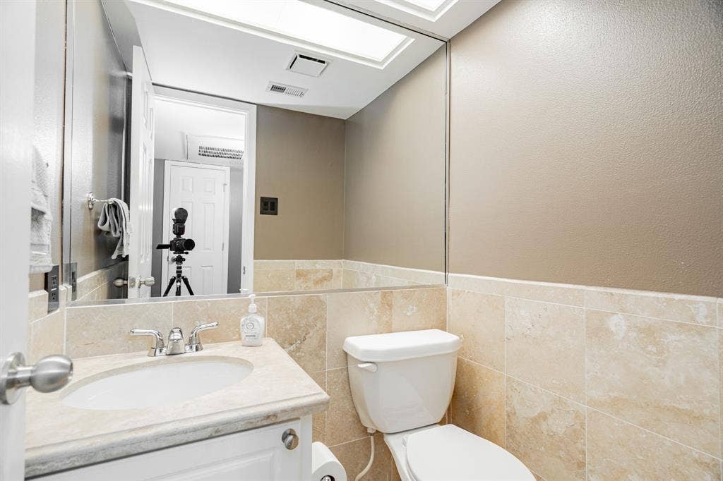 7809 Meadow Park Drive, #208, Dallas, TX 75230 7809 Meadow Park Drive, #208, Dallas, TX 75230