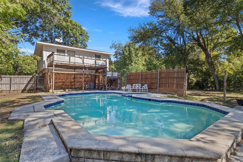 206 Watson Drive, Allen, TX 75002 206 Watson Drive, Allen, TX 75002