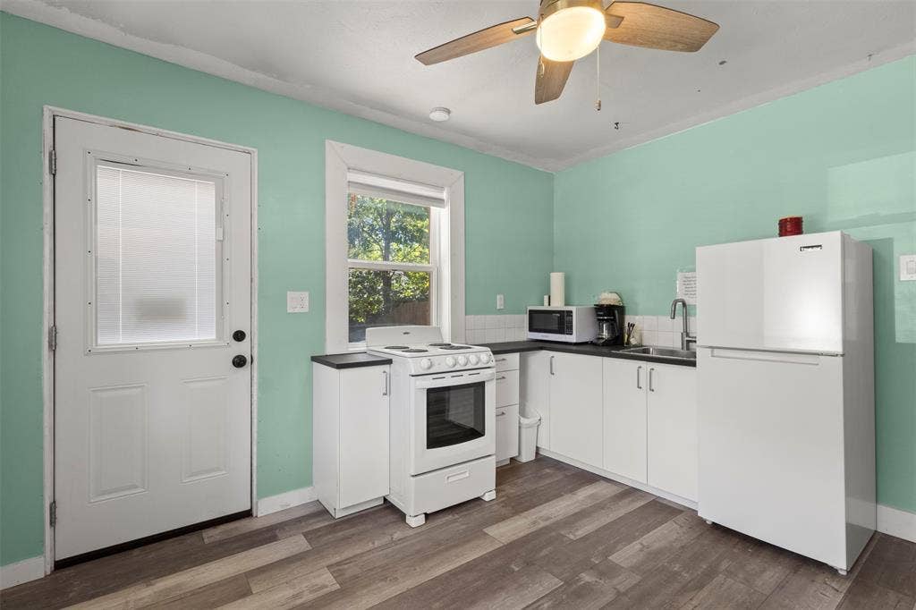 206 Watson Drive, Allen, TX 75002 206 Watson Drive, Allen, TX 75002