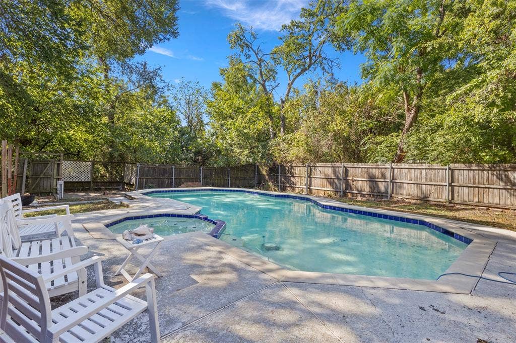 206 Watson Drive, Allen, TX 75002 206 Watson Drive, Allen, TX 75002