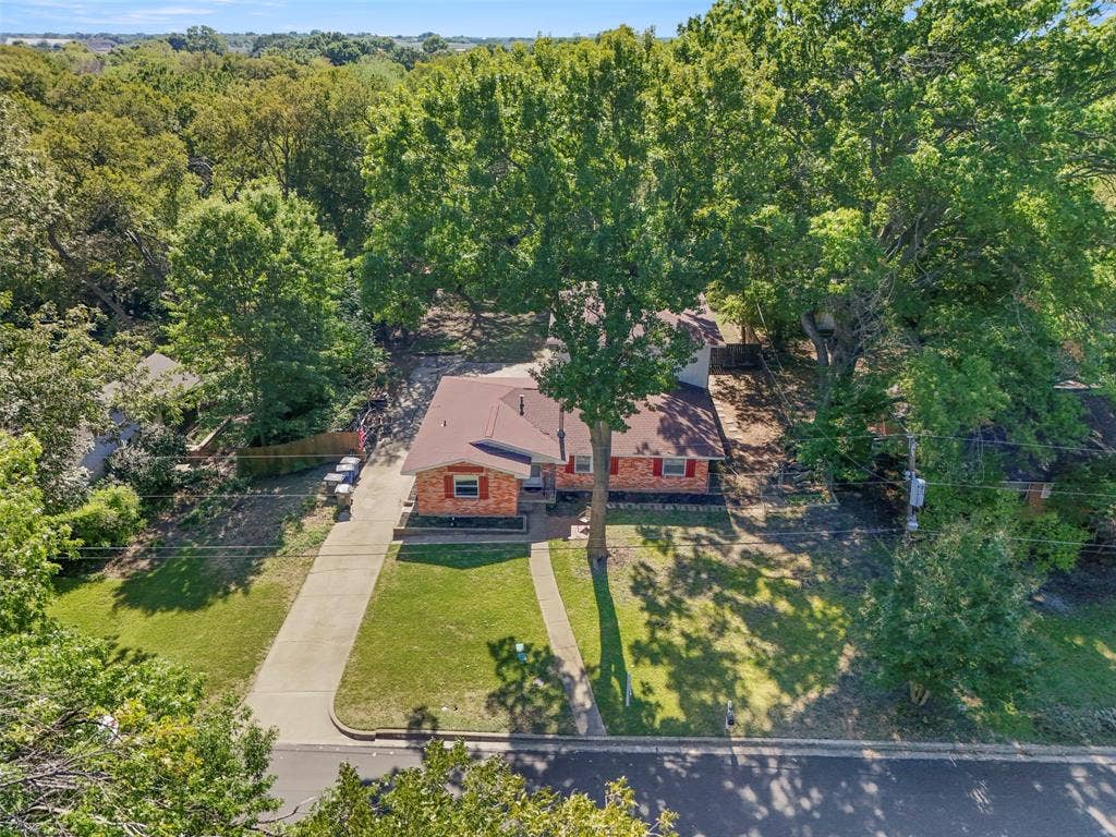 206 Watson Drive, Allen, TX 75002 206 Watson Drive, Allen, TX 75002