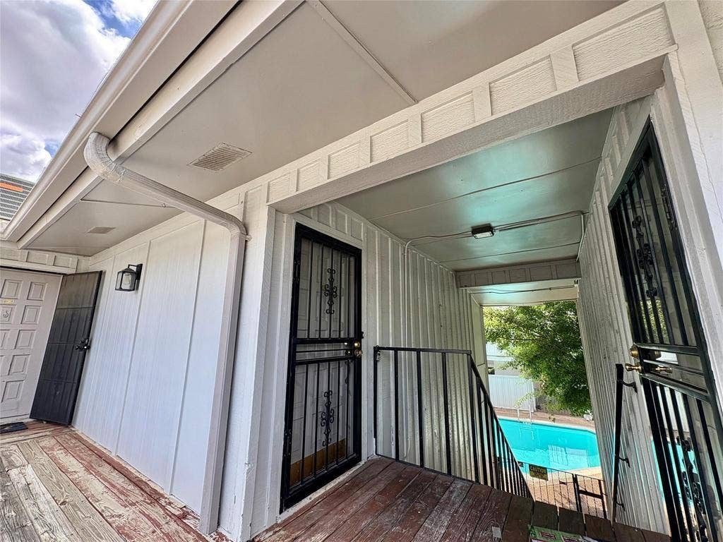 4347 Dickason Avenue, #207, Dallas, TX 75219