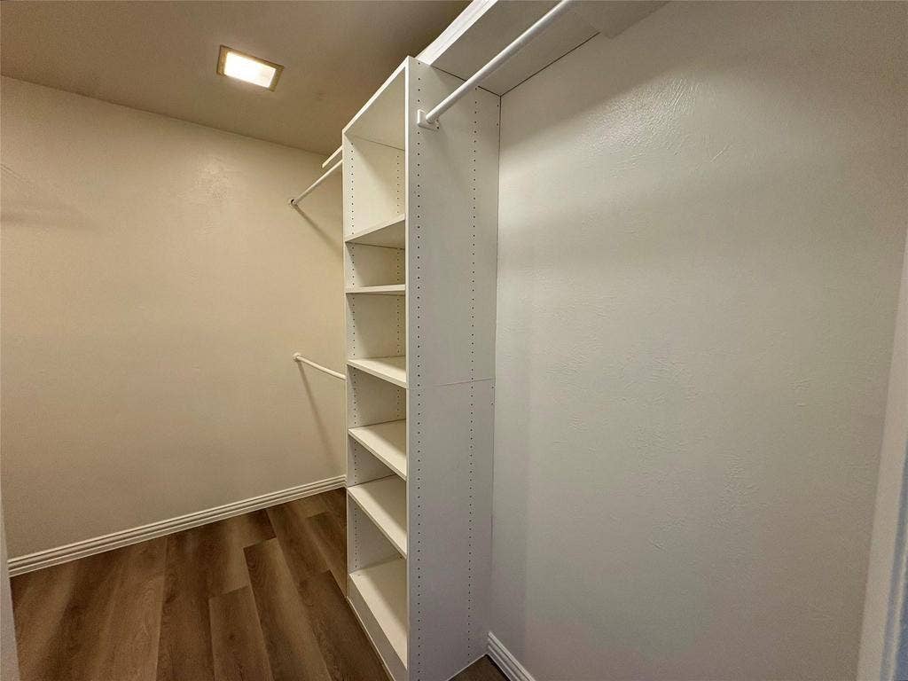 4347 Dickason Avenue, #207, Dallas, TX 75219