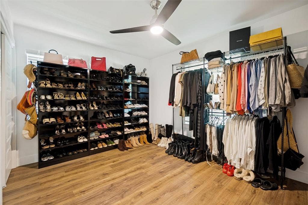 10229 San Juan Avenue, Dallas, TX 75228 10229 San Juan Avenue, Dallas, TX 75228
