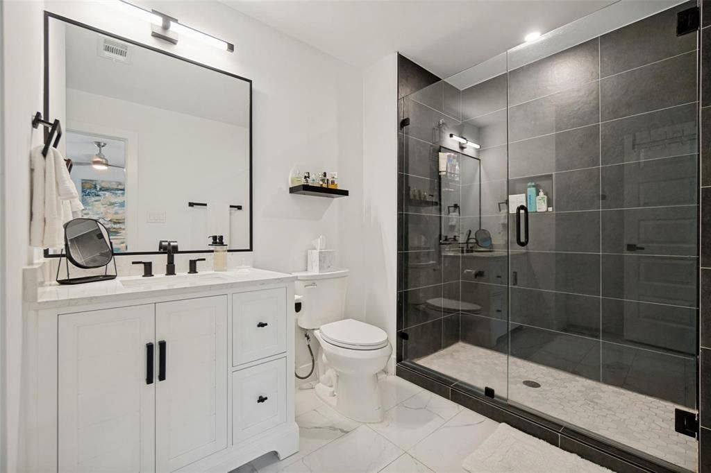 10229 San Juan Avenue, Dallas, TX 75228 10229 San Juan Avenue, Dallas, TX 75228