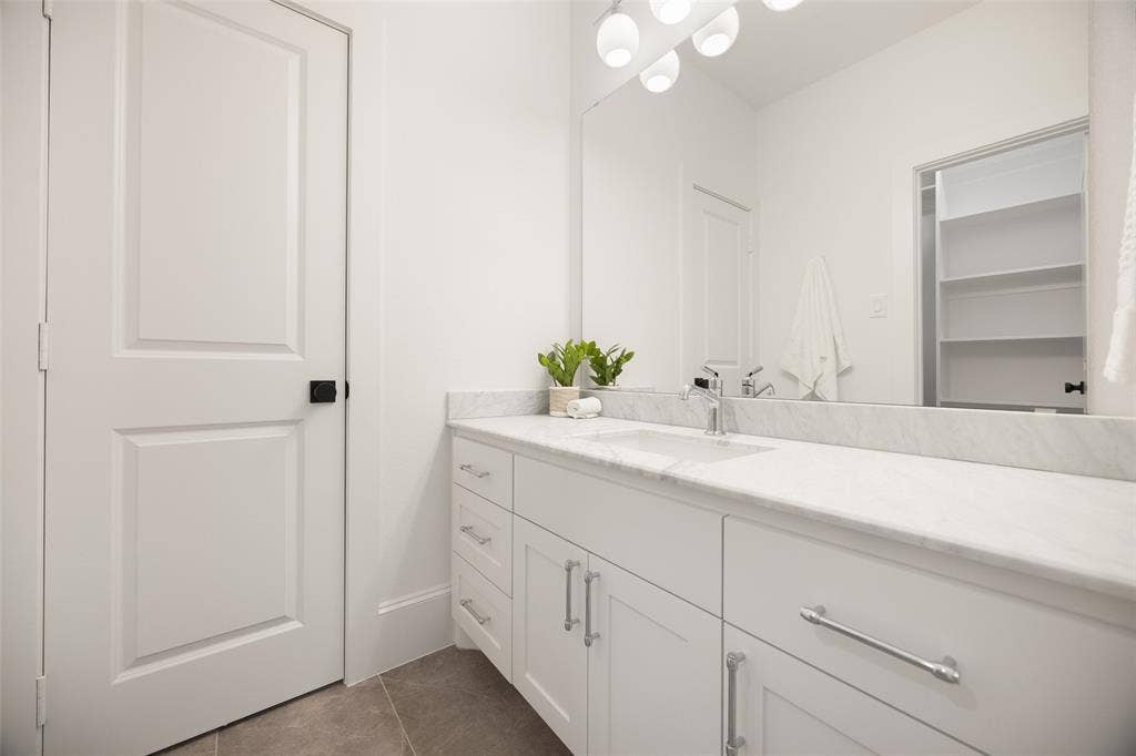6304 Covington Lane, Dallas, TX 75214 6304 Covington Lane, Dallas, TX 75214
