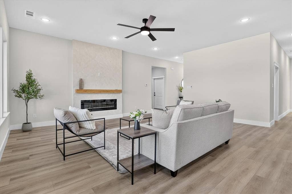 1657 Brookview Drive, Lancaster, TX 75146 1657 Brookview Drive, Lancaster, TX 75146