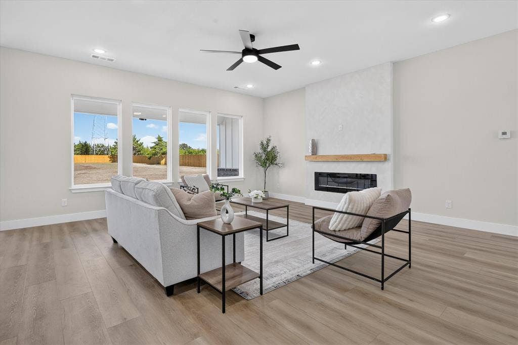 1657 Brookview Drive, Lancaster, TX 75146 1657 Brookview Drive, Lancaster, TX 75146
