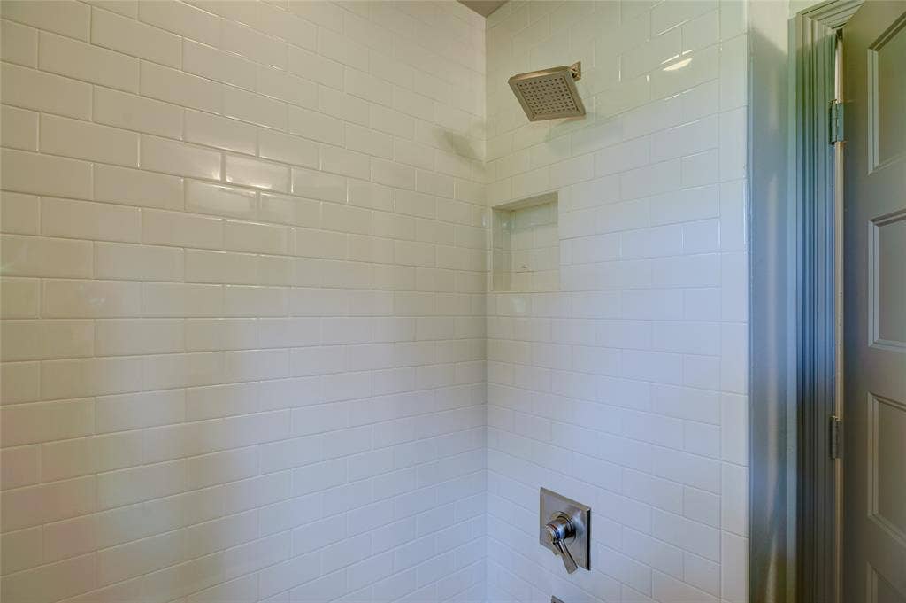 115 W Avenue I, #Suite A, Midlothian, TX 76065 115 W Avenue I, #Suite A, Midlothian, TX 76065
