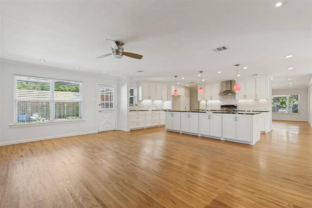 541 Woolsey Drive, Dallas, TX 75224 541 Woolsey Drive, Dallas, TX 75224