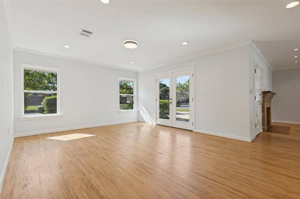 541 Woolsey Drive, Dallas, TX 75224 541 Woolsey Drive, Dallas, TX 75224