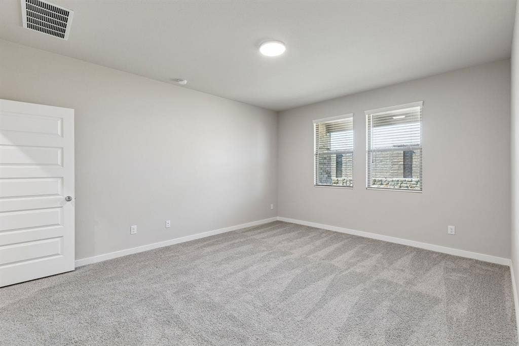 1943 Paddock Lane, Seagoville, TX 75159 Primary Suite in the Holden home plan – REPRESENTATIVE PHOTO