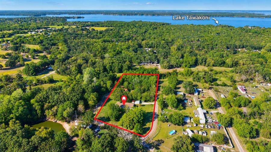 Property photo for 10830 Paradise Lane, #1.6 Acres, Wills Point, TX