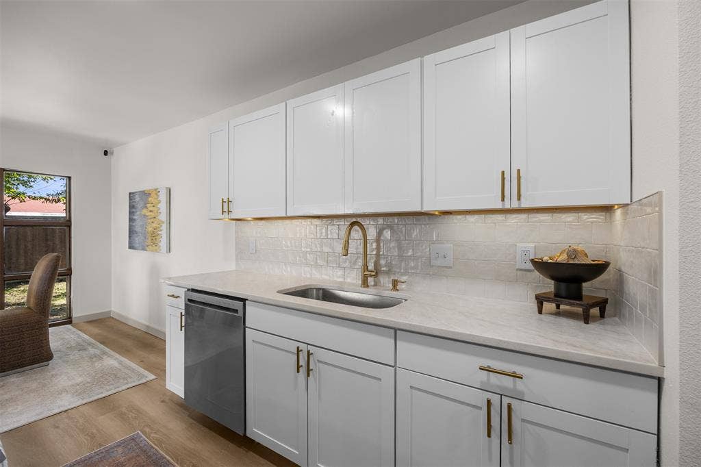 3106 Parker Street, Irving, TX 75062