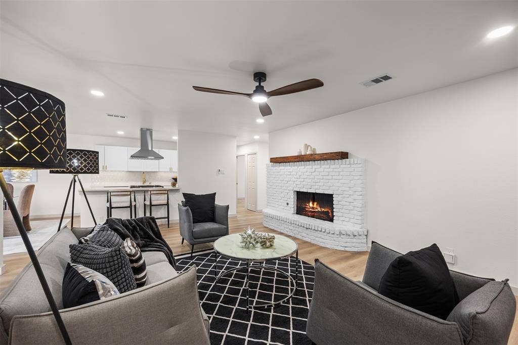3106 Parker Street, Irving, TX 75062