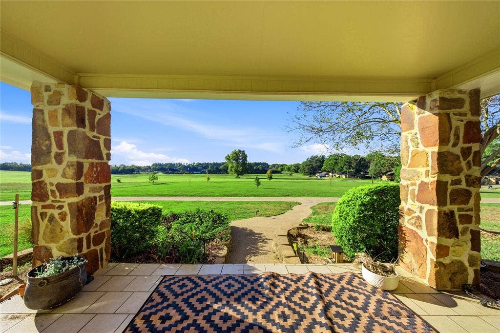 1001 Rolling Drive, Athens, TX 75751 1001 Rolling Drive, Athens, TX 75751