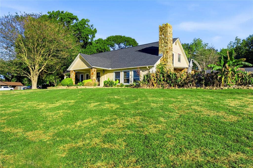 1001 Rolling Drive, Athens, TX 75751 1001 Rolling Drive, Athens, TX 75751