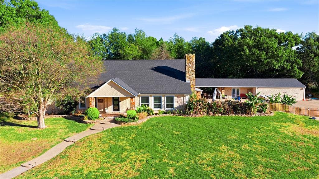 1001 Rolling Drive, Athens, TX 75751 1001 Rolling Drive, Athens, TX 75751