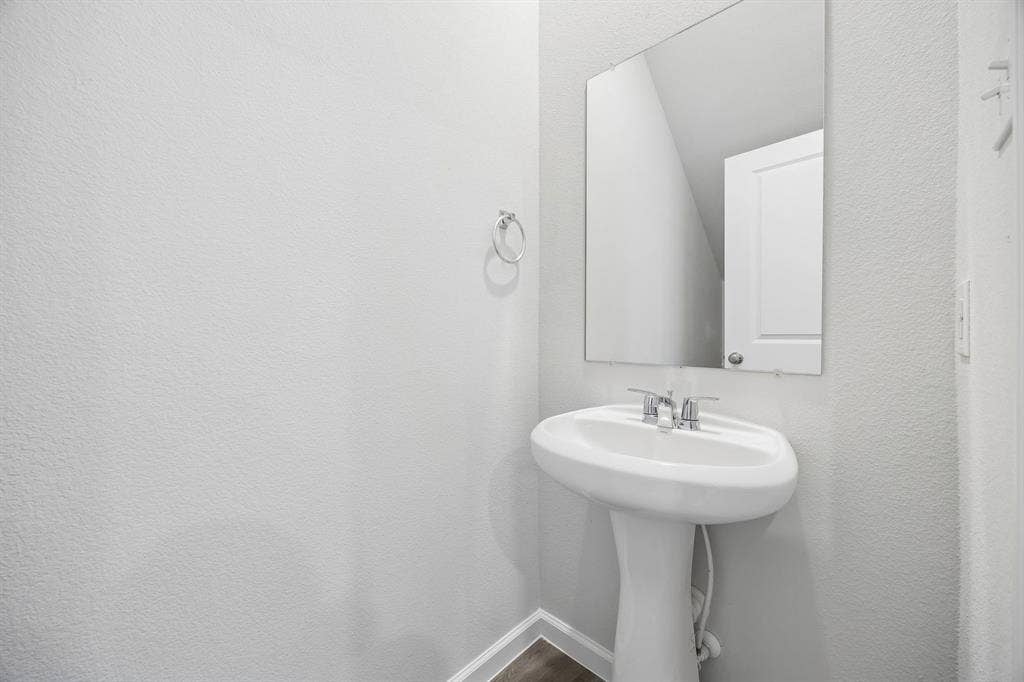 1147 Loch Way, Princeton, TX 75407 Respresentative (15).jpg