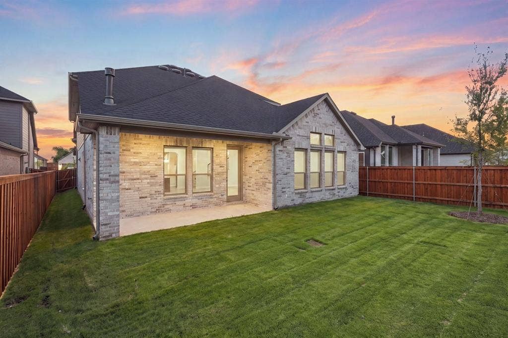 2728 Shady Branch Lane, McKinney, TX 75071 DAL_Trinity Falls_Easton_2713 Shady Branch Lane (31).jpg