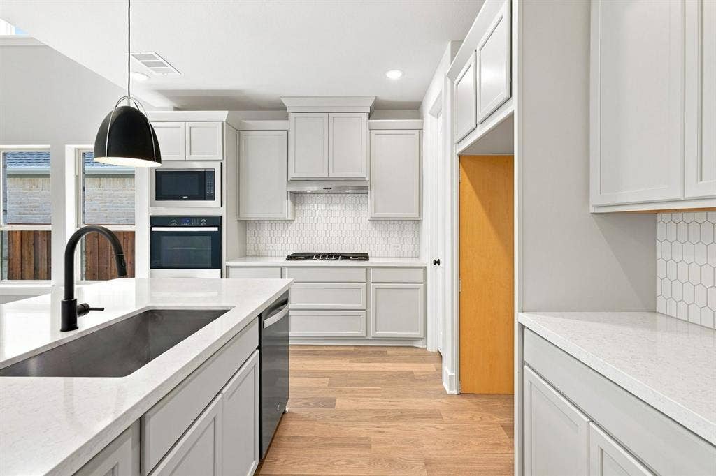 2728 Shady Branch Lane, McKinney, TX 75071 DAL_Trinity Falls_Easton_2713 Shady Branch Lane (11).jpg