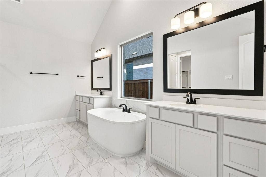 2728 Shady Branch Lane, McKinney, TX 75071 DAL_Trinity Falls_Easton_2713 Shady Branch Lane (20).jpg