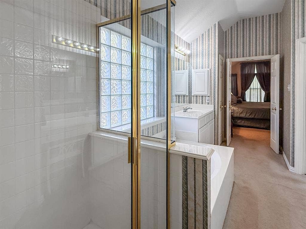 2502 Dove Creek Drive, Rowlett, TX 75088 2502 Dove Creek Drive, Rowlett, TX 75088