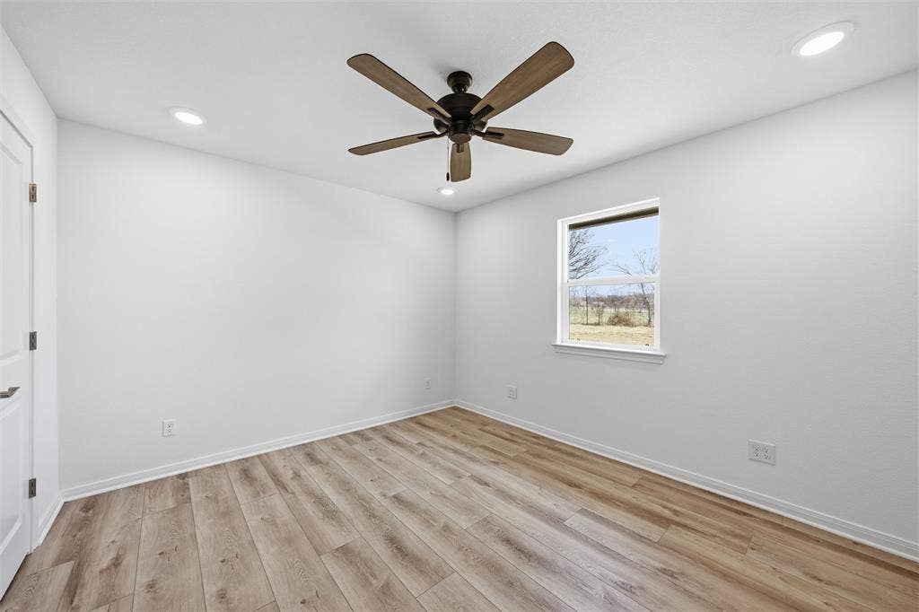 2303 Pilgrim Lane, Lorena, TX 76655 Room featuring wood-finish flooring, recessed lighting, and a multi-blade ceiling fan