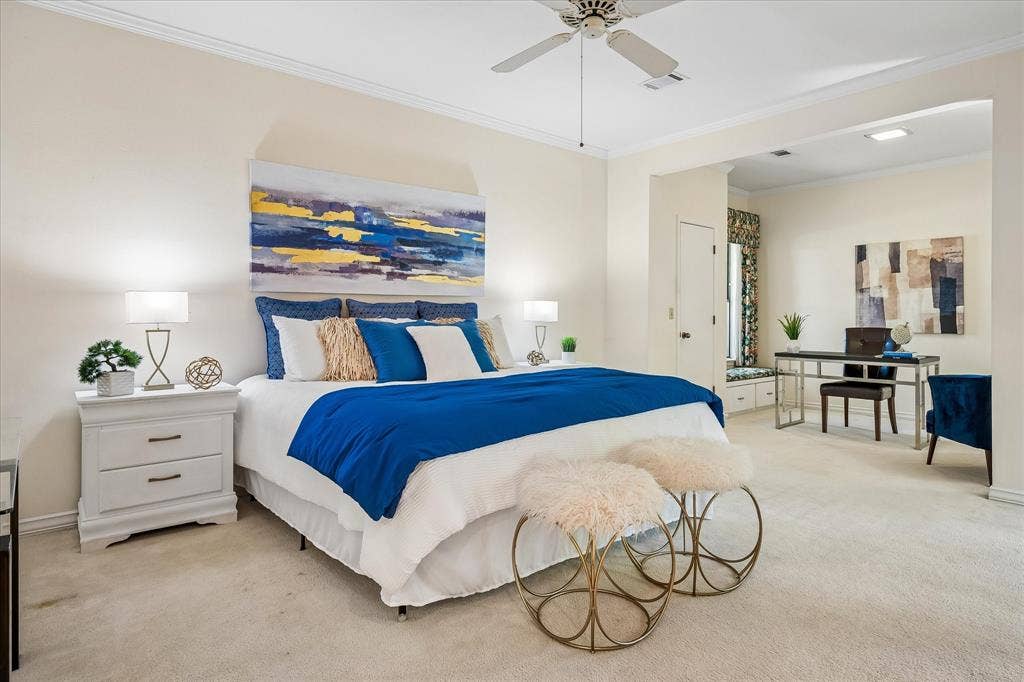 2926 N Saint Andrews Drive, Richardson, TX 75082 The primary bedroom is very spacious and you can see the adjoining office which is currently open, but could be partitioned off if more privacy is warranted.