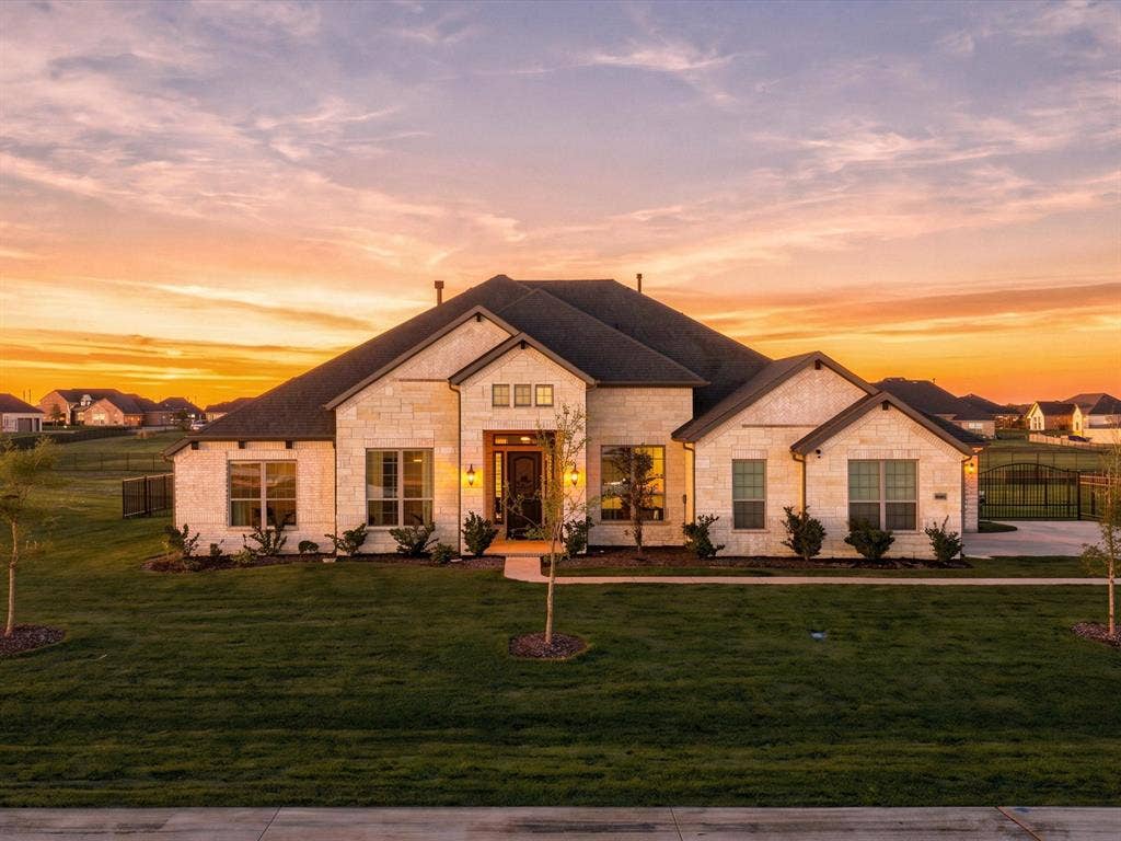 6612 Woodley Court, Mesquite, TX 75126 6612 Woodley Court, Mesquite, TX 75126