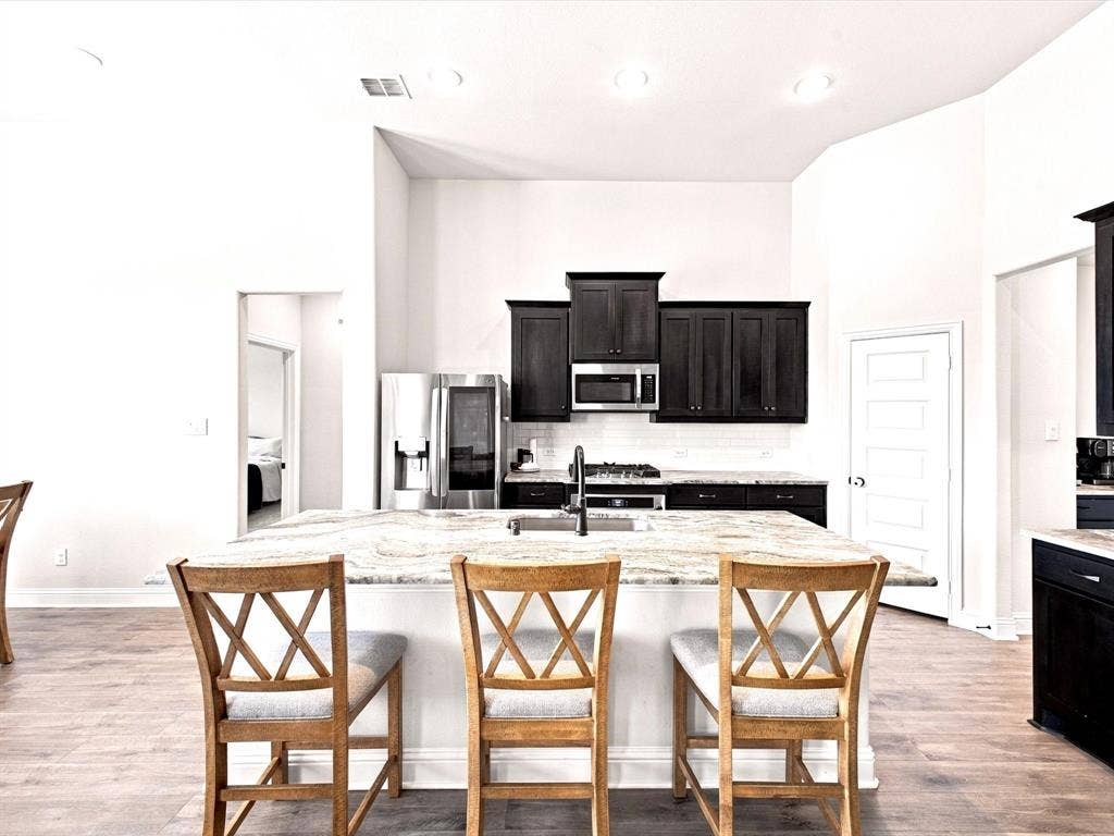6612 Woodley Court, Mesquite, TX 75126 6612 Woodley Court, Mesquite, TX 75126