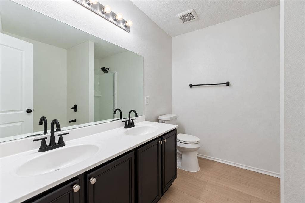 248 Meadowcrest Drive, Terrell, TX 75160 248 Meadowcrest Drive, Terrell, TX 75160