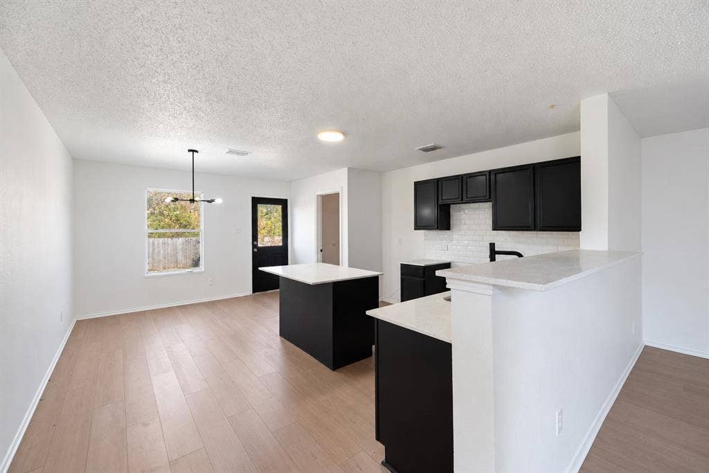 248 Meadowcrest Drive, Terrell, TX 75160 248 Meadowcrest Drive, Terrell, TX 75160