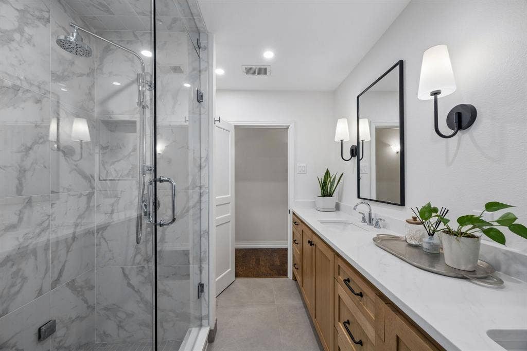 6567 Anita Street, Dallas, TX 75214 6567 Anita Street, Dallas, TX 75214
