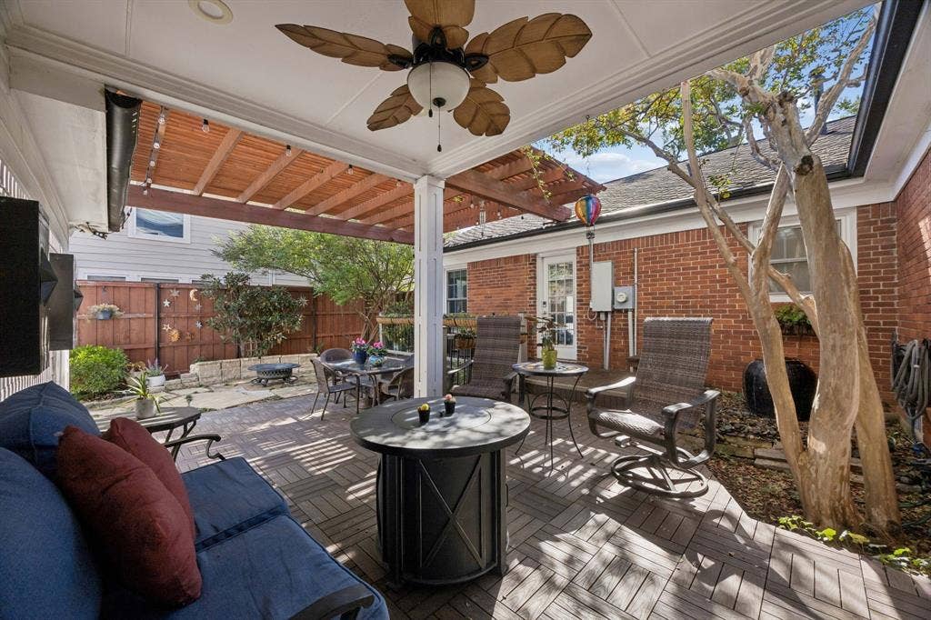 6567 Anita Street, Dallas, TX 75214 6567 Anita Street, Dallas, TX 75214