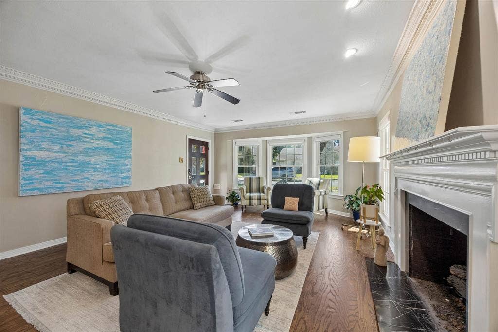 6567 Anita Street, Dallas, TX 75214 6567 Anita Street, Dallas, TX 75214