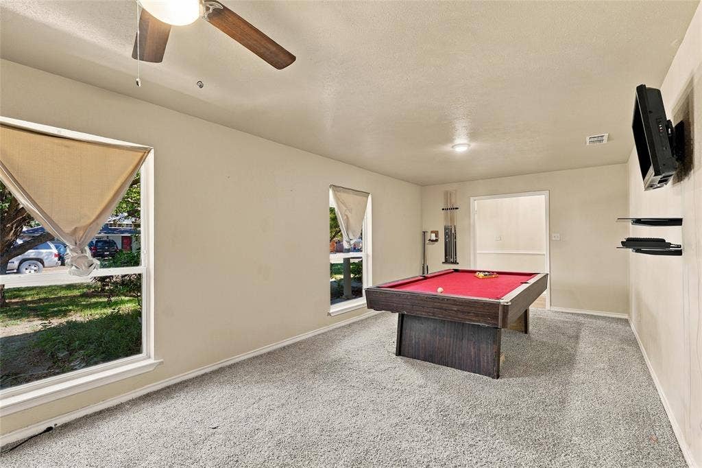 145 Hillside Lane, DeSoto, TX 75115 145 Hillside Lane, DeSoto, TX 75115