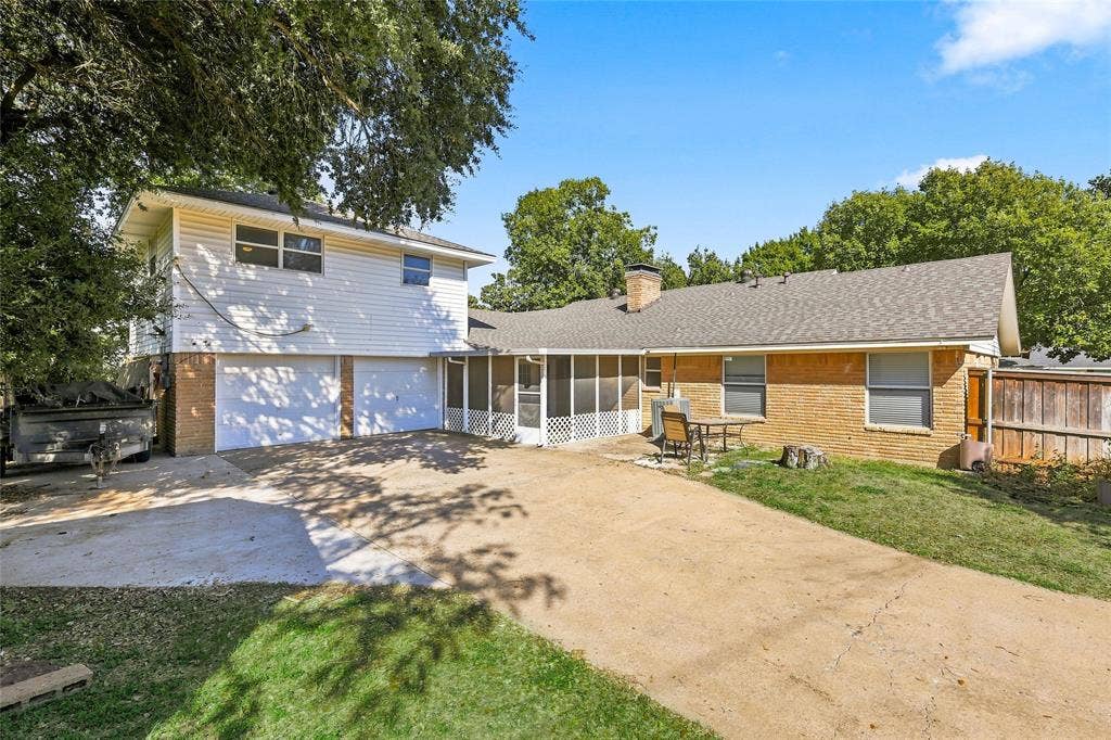 145 Hillside Lane, DeSoto, TX 75115 145 Hillside Lane, DeSoto, TX 75115