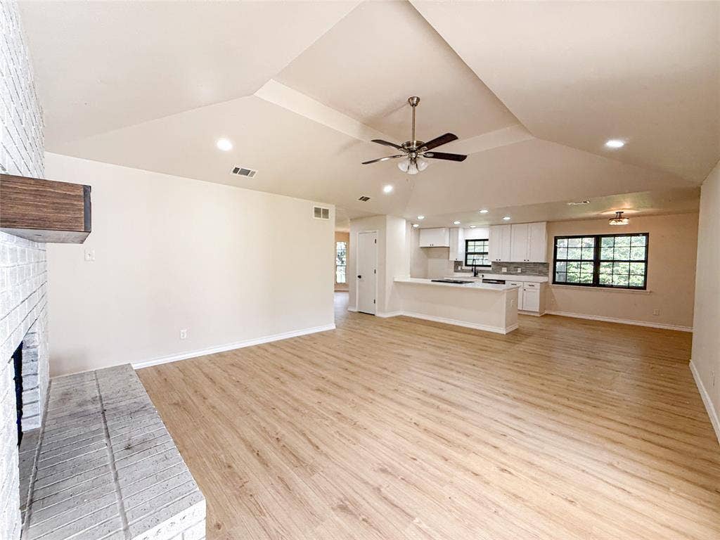 2300 Newcastle Circle, Plano, TX 75075 2300 Newcastle Circle, Plano, TX 75075