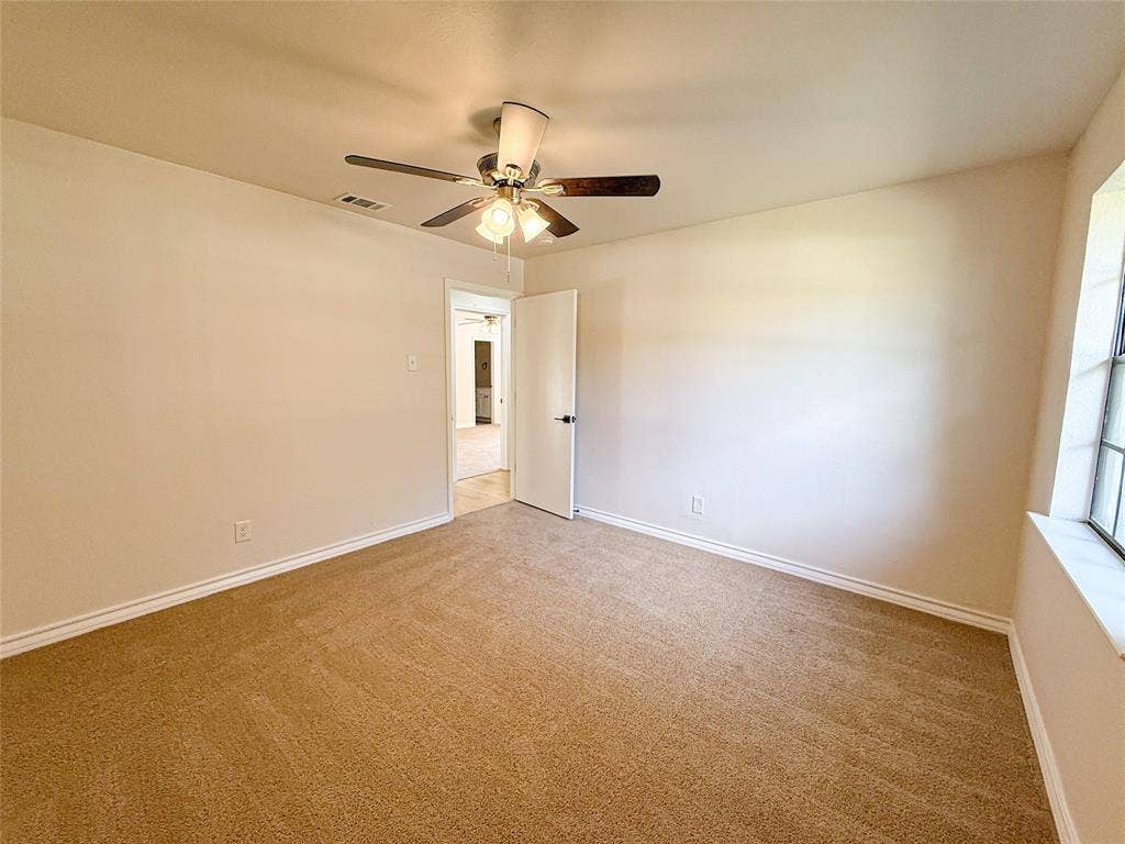 2300 Newcastle Circle, Plano, TX 75075 2300 Newcastle Circle, Plano, TX 75075