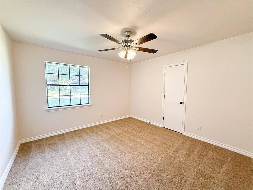 2300 Newcastle Circle, Plano, TX 75075 2300 Newcastle Circle, Plano, TX 75075