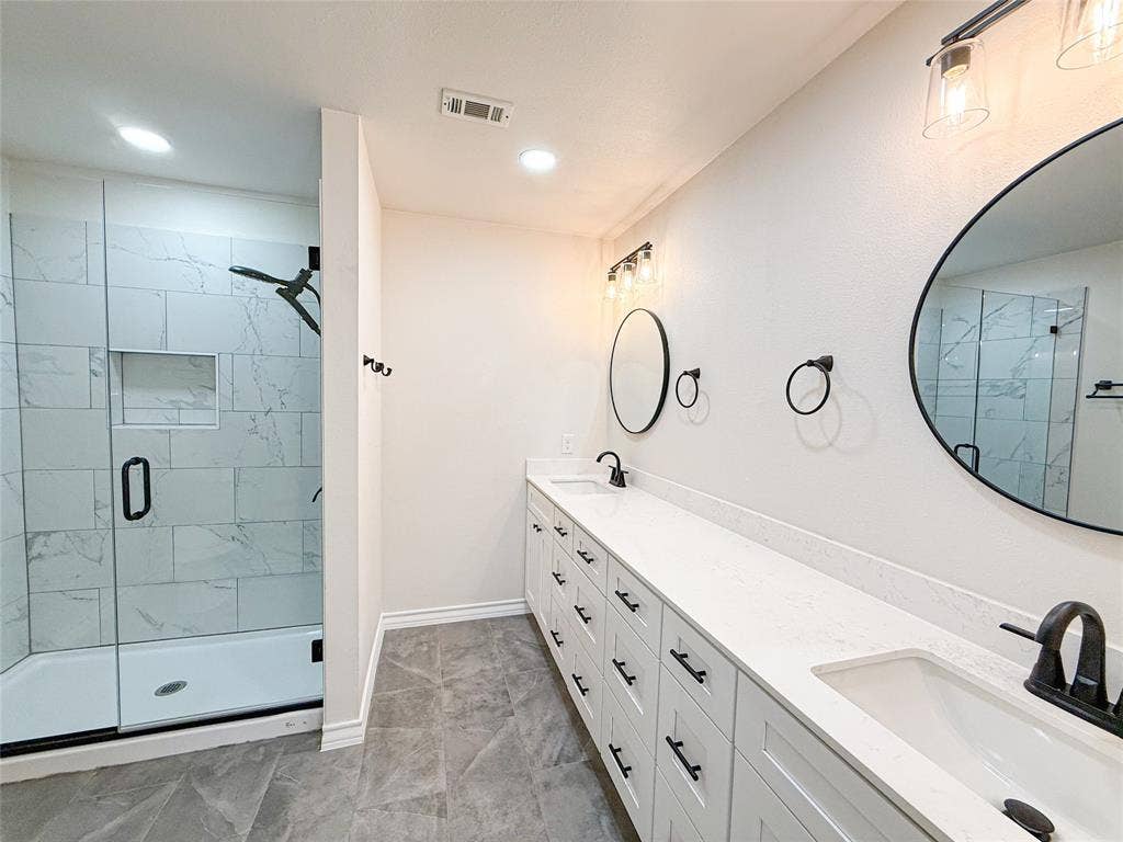 2300 Newcastle Circle, Plano, TX 75075 2300 Newcastle Circle, Plano, TX 75075