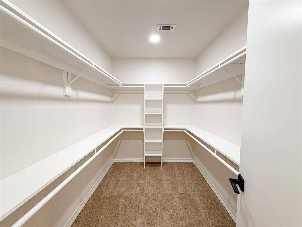 2300 Newcastle Circle, Plano, TX 75075 2300 Newcastle Circle, Plano, TX 75075